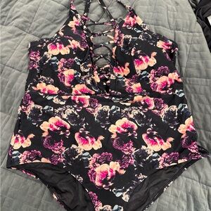 Torrid Floral One Piece Swimsuit size 4